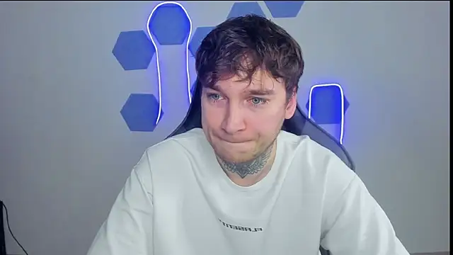 Snapshot of Chris_Tyson chatting on 12/13/24, 09:57 Chris Tyson online show from 12/13/24, 09:57