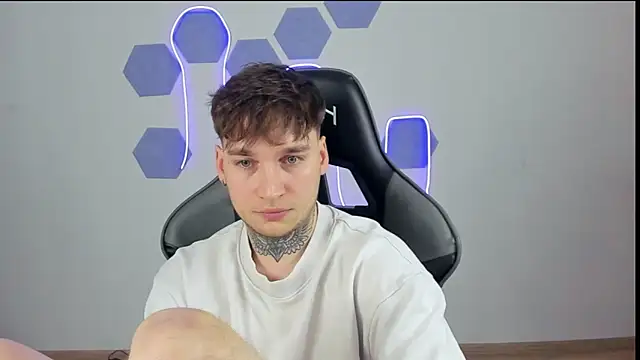 Snapshot of Chris_Tyson chatting on 12/21/24, 11:56 Chris Tyson online show from 12/21/24, 11:56