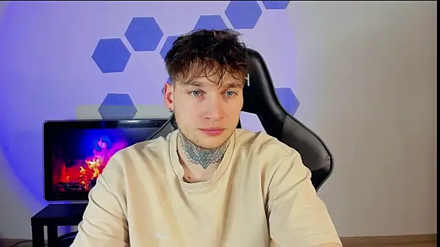 Snapshot of Chris_Tyson chatting on 03/01/25, 11:04 Chris Tyson online show from 03/01/25, 11:04