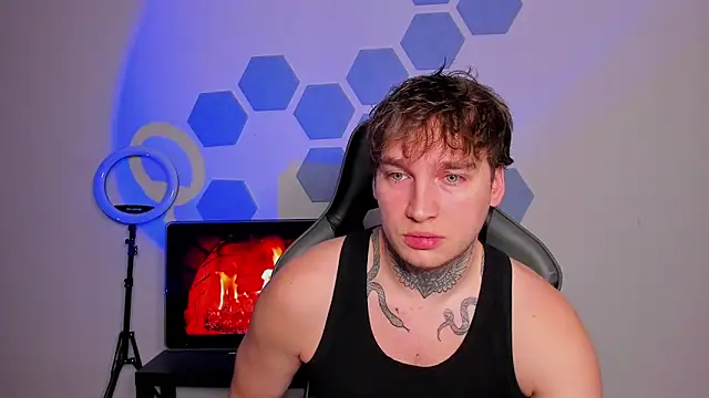 Snapshot of Chris_Tyson chatting on 11/01/25, 10:12 Chris Tyson online show from 11/01/25, 10:12