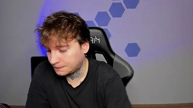 Snapshot of Chris_Tyson chatting on 11/21/25, 10:36 Chris Tyson online show from 11/21/25, 10:36