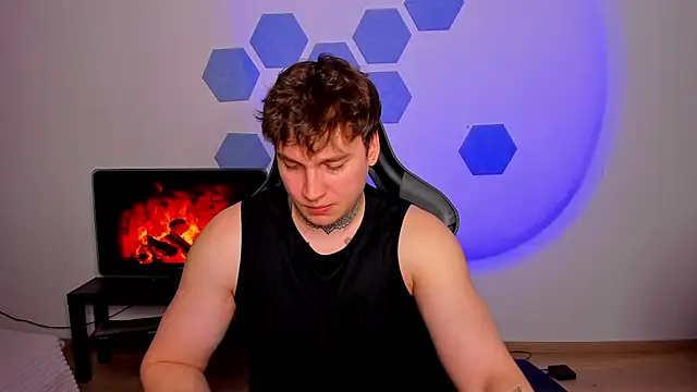 Chris Tyson online show from 04/18/26, 10:08