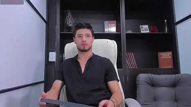 EdwardRoss  online show from 02/12/25, 08:07