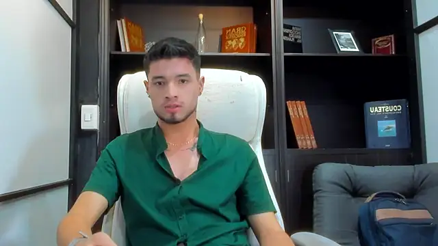 EdwardRoss  online show from 03/22/25, 12:04