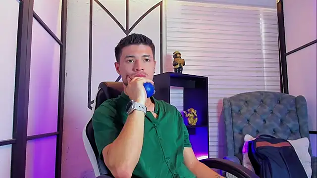 EdwardRoss  online show from 09/15/25, 06:41