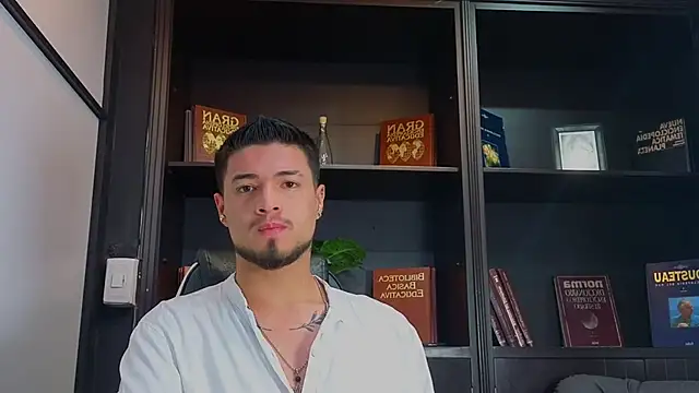 EdwardRoss  online show from 09/29/25, 08:13