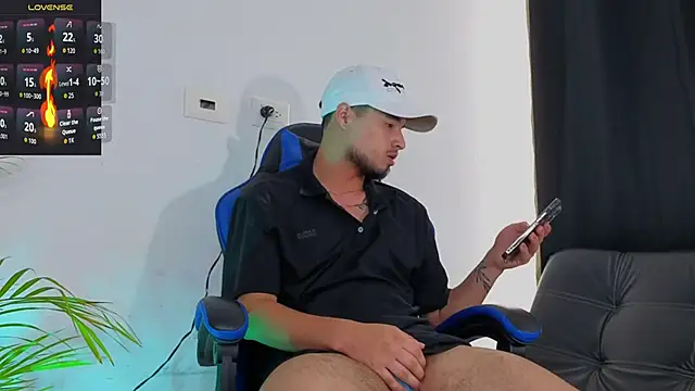 EdwardRoss  online show from 11/13/25, 07:57