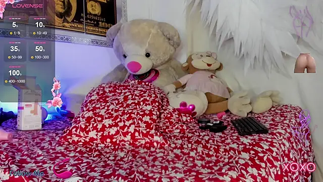 Snapshot of yumeko-kakegurui chatting on 12/29/24, 10:45 yumeko-kakegurui online show from 12/29/24, 10:45