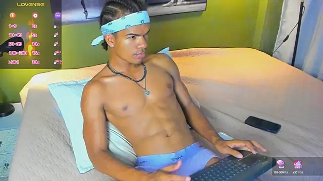 bigxx0 online show from 01/11/25, 11:46