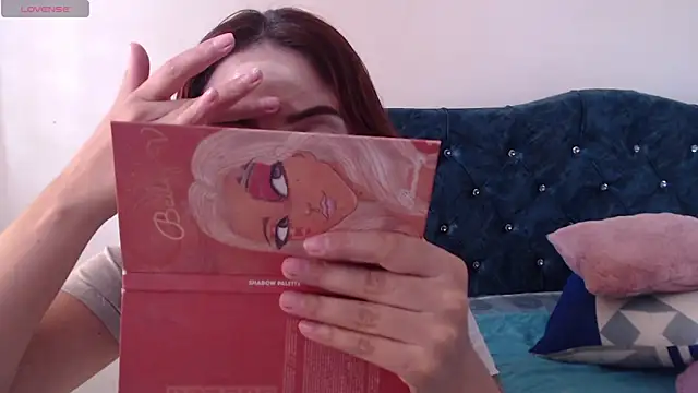 Kate lorens9 online show from 01/21/25, 05:51