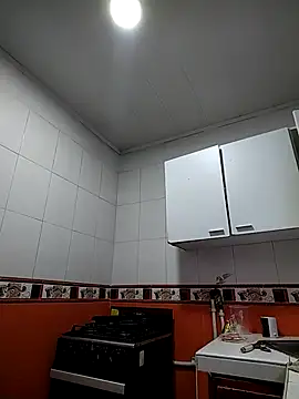 Kate lorens9 online show from 10/04/25, 05:33