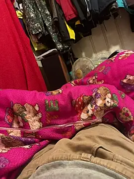 Snapshot of A6229 chatting on 02/13/25, 11:39 A6229 online show from 02/13/25, 11:39