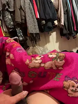 Snapshot of A6229 chatting on 02/25/25, 06:20 A6229 online show from 02/25/25, 06:20