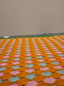 Snapshot of A6229 chatting on 10/23/25, 11:46 A6229 online show from 10/23/25, 11:46