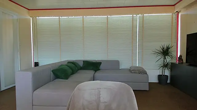 Sheandhim23 online show from 03/20/25, 10:32