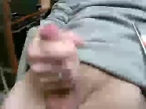 Snapshot of MF-Deutschland chatting on 02/03/25, 09:19 MF-Deutschland online show from 02/03/25, 09:19