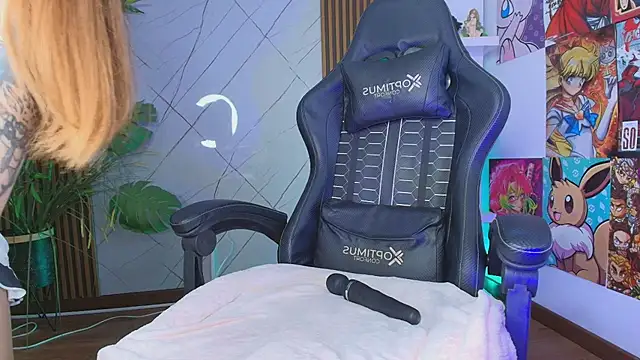 Fluffy Bubble21 online show from 04/06/26, 04:46