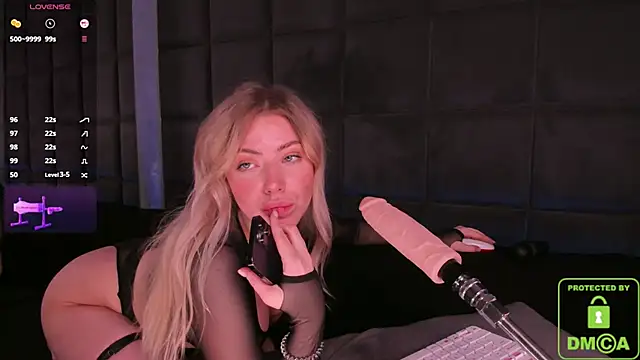 Snapshot of NateHalll chatting on 03/08/25, 08:00 NateHalll online show from 03/08/25, 08:00