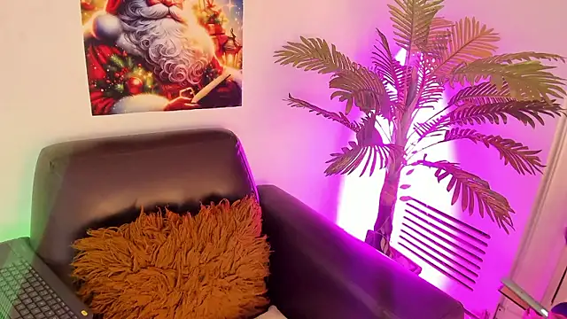 Snapshot of Miia_Thompsonn chatting on 12/06/24, 03:08 Miia Thompsonn online show from 12/06/24, 03:08