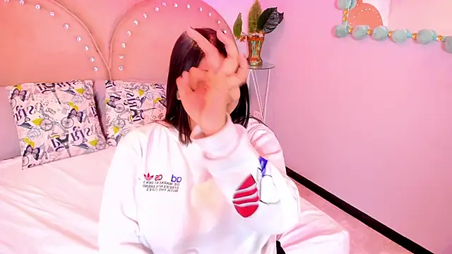 Snapshot of Miia_Thompsonn chatting on 12/05/25, 03:26 Miia Thompsonn online show from 12/05/25, 03:26