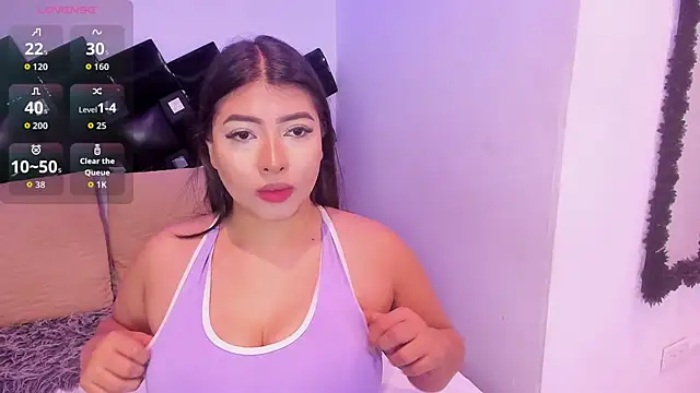 Miia Thompsonn online show from 06/27/26, 12:33