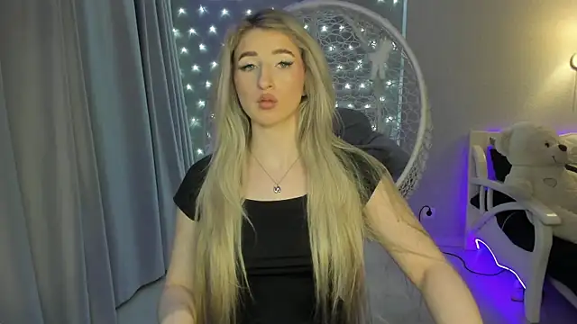 Snapshot of milky_waybaby chatting on 09/27/25, 03:06 milky waybaby online show from 09/27/25, 03:06