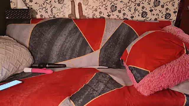 Luiza Hammer online show from 03/04/25, 11:51