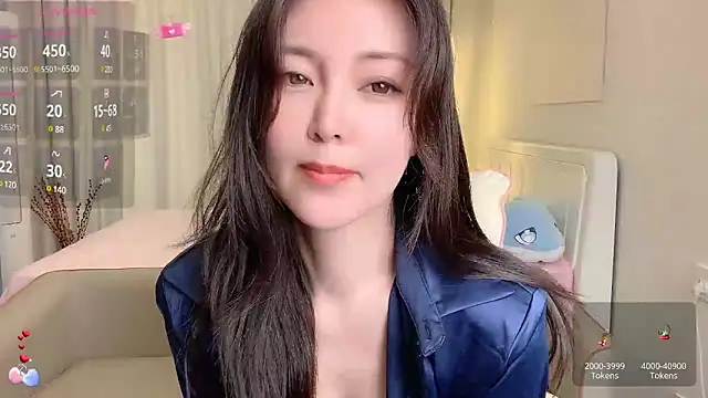 Ada-xixi online show from 02/21/25, 04:18