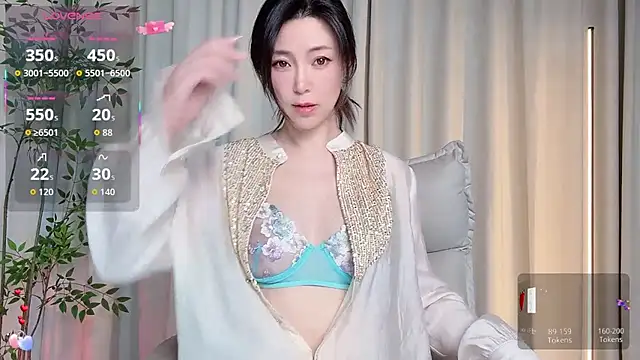 Ada-xixi online show from 11/10/25, 01:21