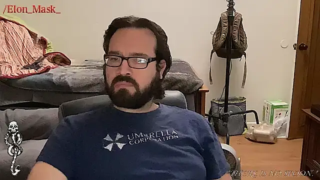 Snapshot of Seraph_De_La_Luna chatting on 12/17/24, 05:15 Seraph De La Luna online show from 12/17/24, 05:15