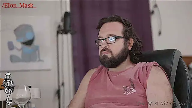 Snapshot of Seraph_De_La_Luna chatting on 01/01/25, 07:41 Seraph De La Luna online show from 01/01/25, 07:41