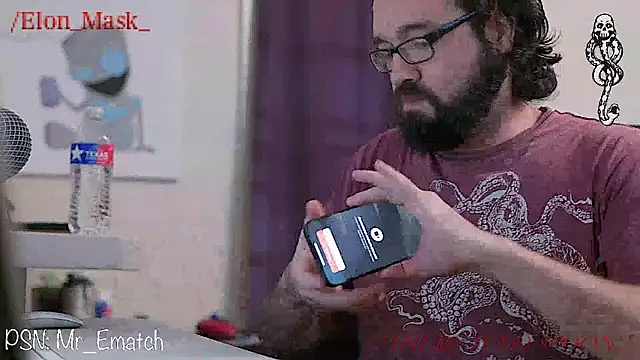 Snapshot of Seraph_De_La_Luna chatting on 02/06/25, 01:16 Seraph De La Luna online show from 02/06/25, 01:16