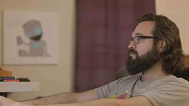 Snapshot of Seraph_De_La_Luna chatting on 03/23/25, 03:32 Seraph De La Luna online show from 03/23/25, 03:32