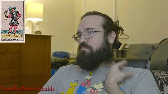 Snapshot of Seraph_De_La_Luna chatting on 12/13/25, 08:47 Seraph De La Luna online show from 12/13/25, 08:47