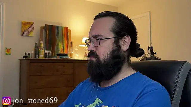 Snapshot of Seraph_De_La_Luna chatting on 01/10/26, 02:02 Seraph De La Luna online show from 01/10/26, 02:02