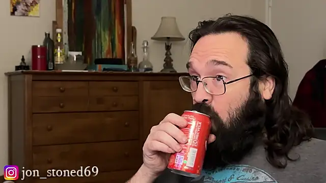 Snapshot of Seraph_De_La_Luna chatting on 01/14/26, 05:02 Seraph De La Luna online show from 01/14/26, 05:02