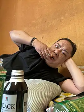 punk0805 online show from 04/17/26, 06:38