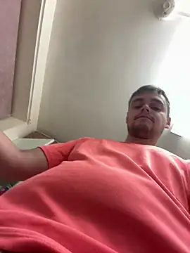 Snapshot of skyandbigdick chatting on 02/20/25, 10:59 skyandbigdick online show from 02/20/25, 10:59