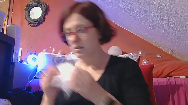 lanax online show from 04/28/26, 12:21