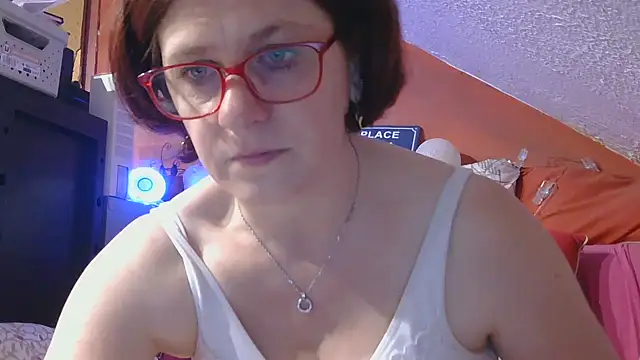 Snapshot of lanax chatting on 05/27/26, 11:18 lanax online show from 05/27/26, 11:18