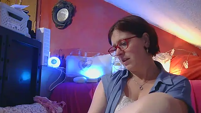Snapshot of lanax chatting on 06/01/26, 12:07 lanax online show from 06/01/26, 12:07