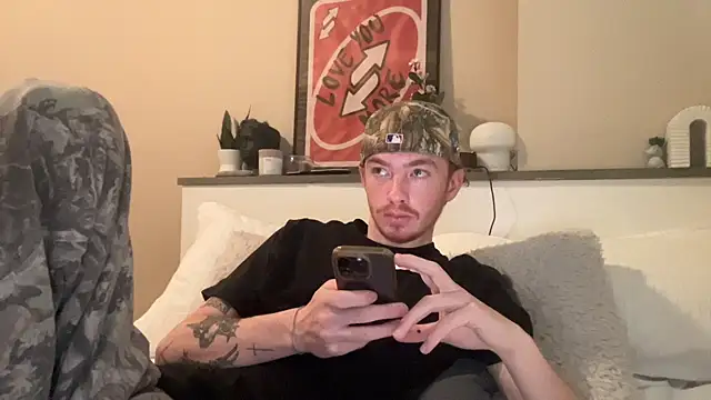 Snapshot of younghungginger chatting on 02/04/25, 06:49 younghungginger online show from 02/04/25, 06:49