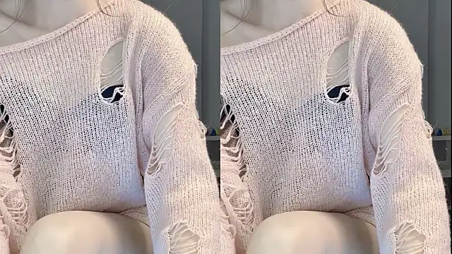 Snapshot of 7-Love chatting on 12/19/24, 04:13 7-Love online show from 12/19/24, 04:13