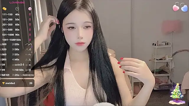 Snapshot of 7-Love chatting on 12/29/24, 12:45 7-Love online show from 12/29/24, 12:45