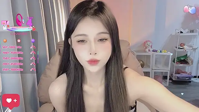 Snapshot of 7-Love chatting on 03/04/25, 01:28 7-Love online show from 03/04/25, 01:28