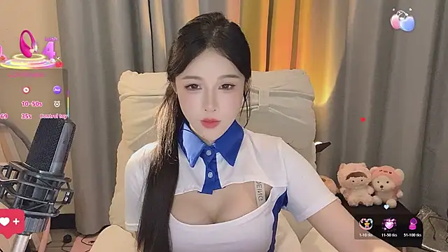 Snapshot of 7-Love chatting on 07/19/26, 07:34 7-Love online show from 07/19/26, 07:34