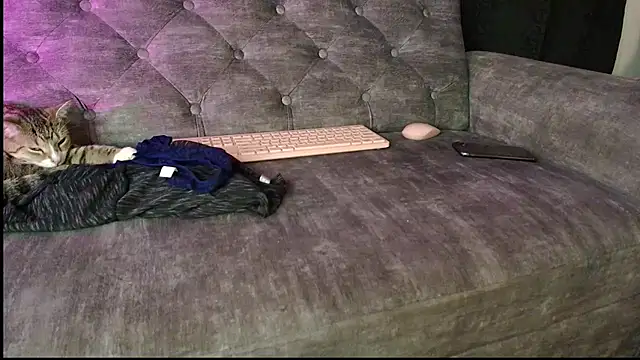 Snapshot of unu_nai chatting on 11/03/25, 01:19 unu nai online show from 11/03/25, 01:19