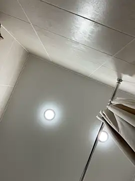 Snapshot of Yourdirtybitch chatting on 03/13/25, 05:33 Yourdirtybitch online show from 03/13/25, 05:33