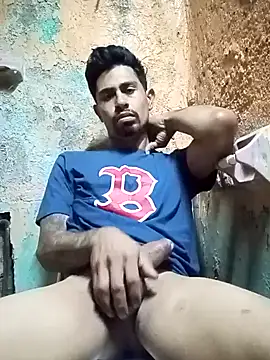 Snapshot of pene_latinoriico chatting on 01/02/25, 02:43 pene latinoriico online show from 01/02/25, 02:43