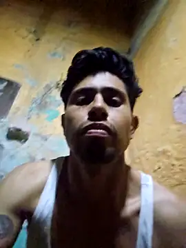 Snapshot of pene_latinoriico chatting on 10/11/25, 08:02 pene latinoriico online show from 10/11/25, 08:02